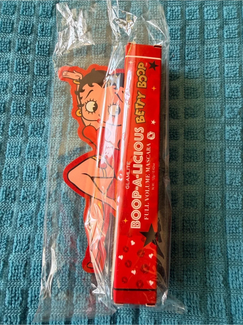 Betty Boop Boopa-Licious Full Volume Mascara — Red